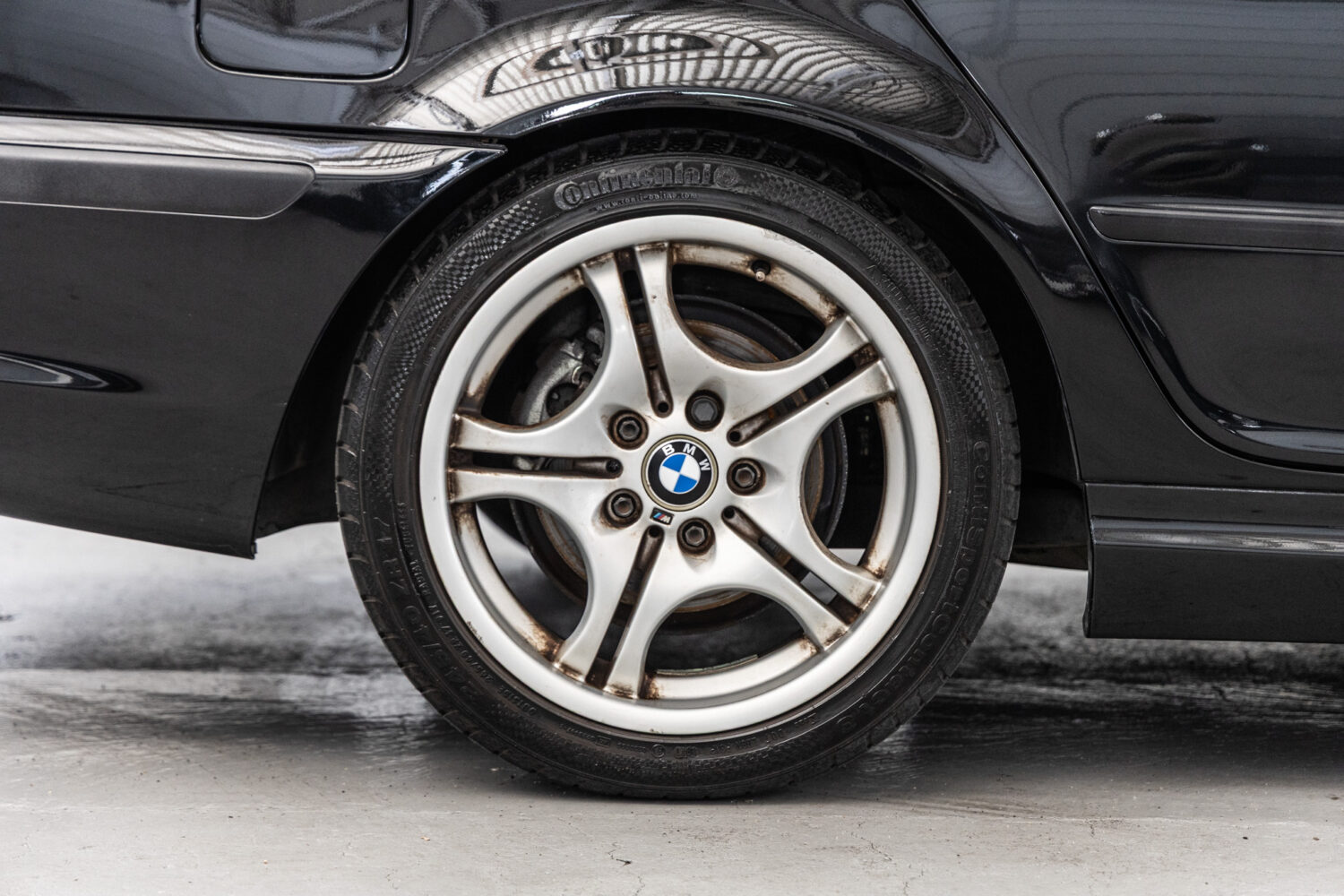 3シリーズセダン 318i Mスポーツ 5MT