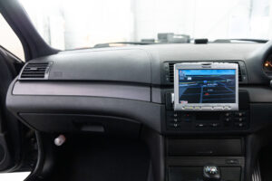 3シリーズセダン 318i Mスポーツ 5MT