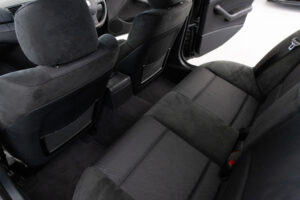 3シリーズセダン 318i Mスポーツ 5MT