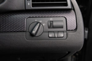 3シリーズセダン 318i Mスポーツ 5MT