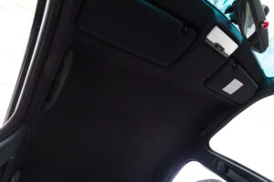 3シリーズセダン 318i Mスポーツ 5MT