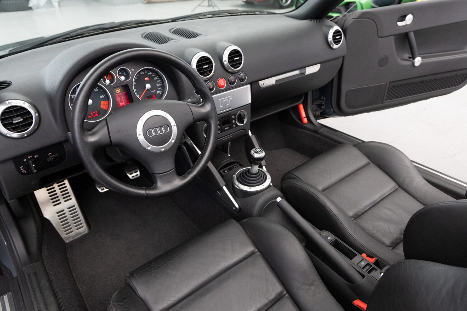 TTロードスター 1.8T クワトロ 4WD 左H