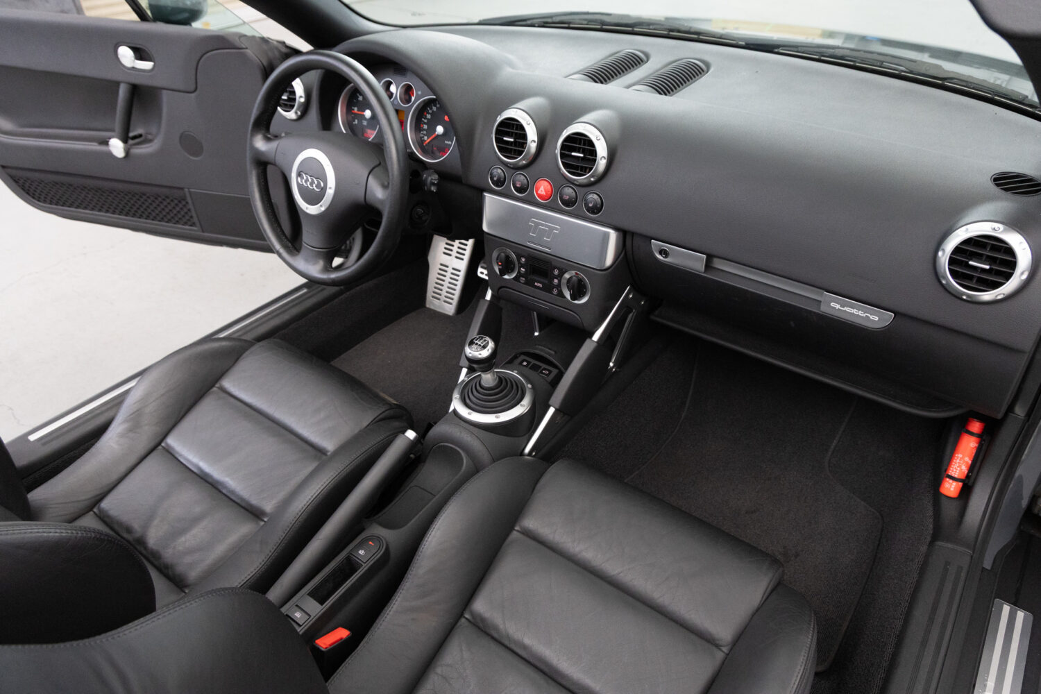 TTロードスター 1.8T クワトロ 4WD 左H