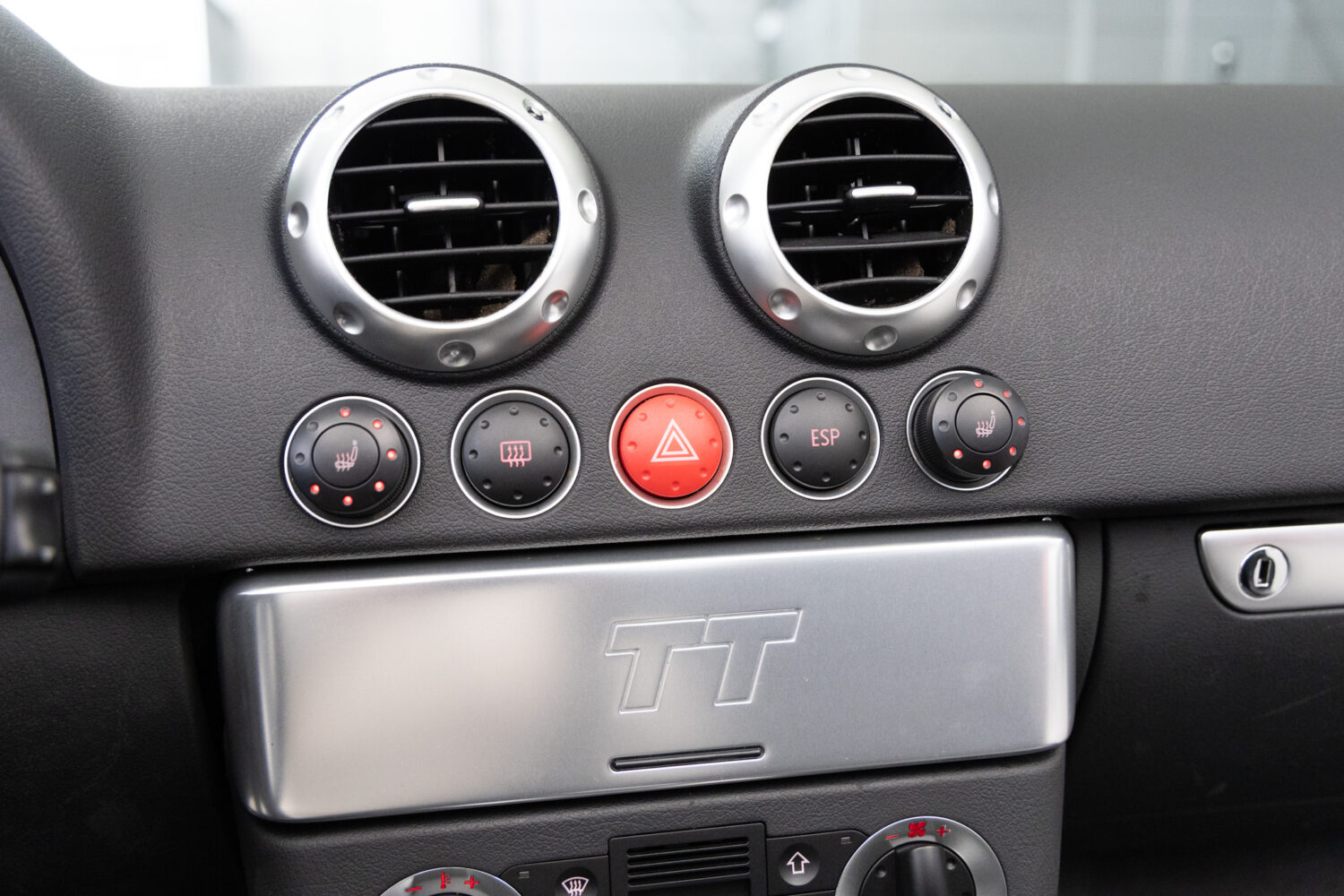 TTロードスター 1.8T クワトロ 4WD 左H