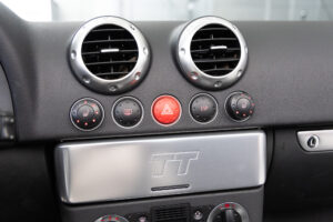 TTロードスター 1.8T クワトロ 4WD 左H