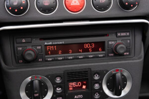 TTロードスター 1.8T クワトロ 4WD 左H