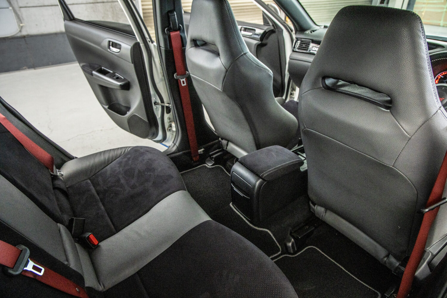 インプレッサ WRX STI S206 4WD