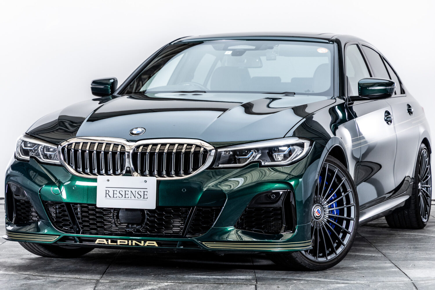 B3 リムジン アルラット 4WD