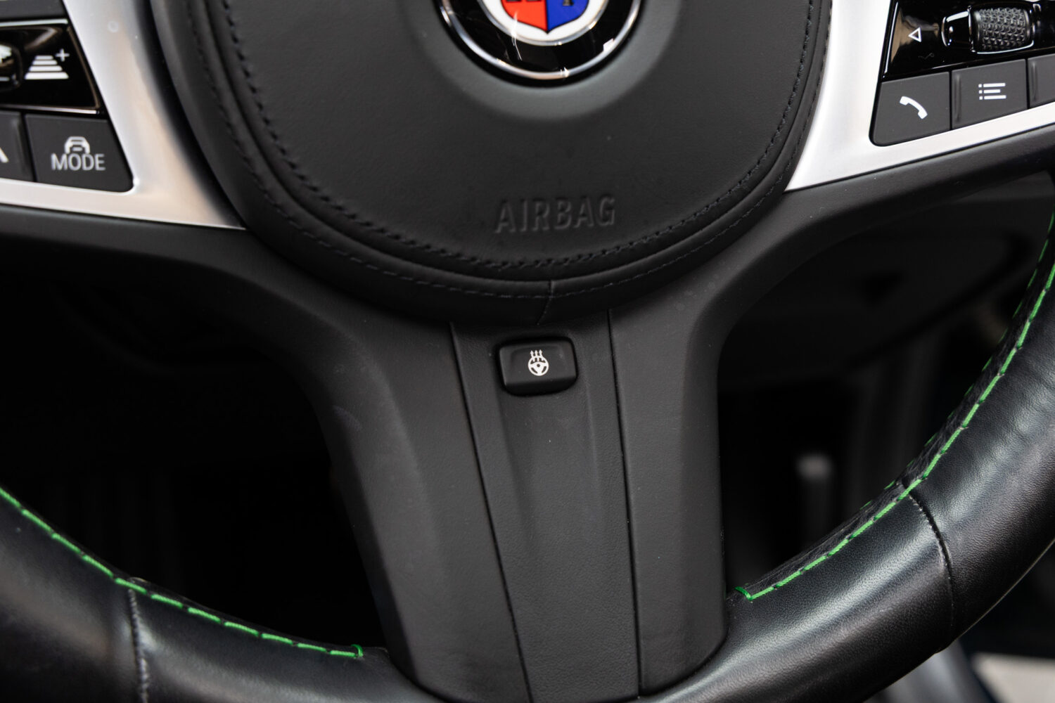 B3 リムジン アルラット 4WD
