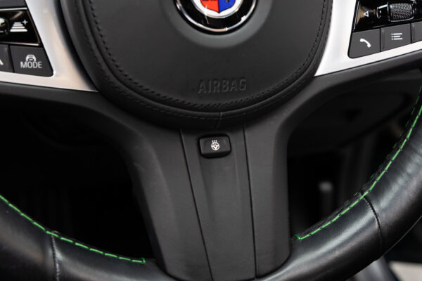 B3 リムジン アルラット 4WD