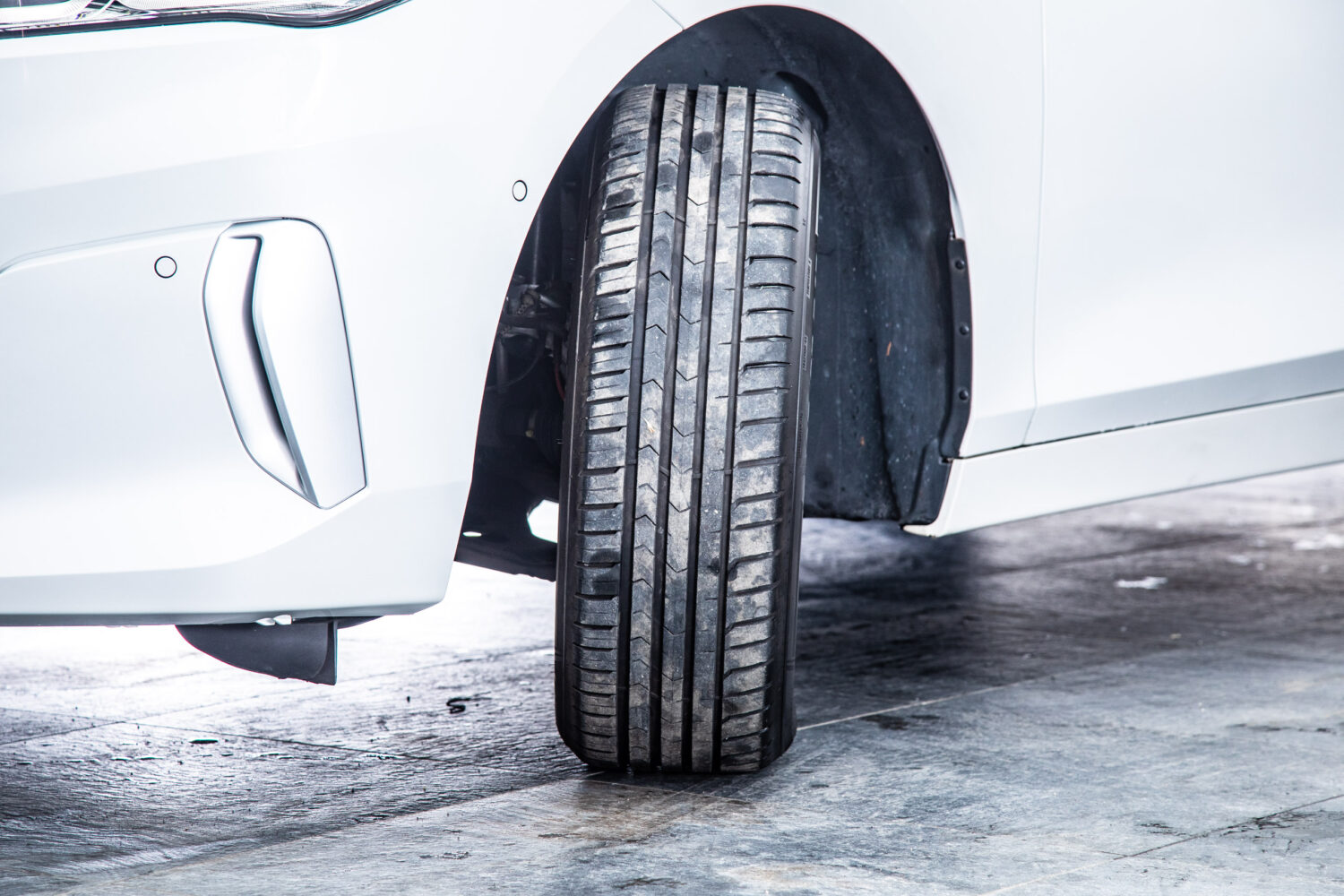 2シリーズアクティブツアラー 218i エクスクルーシブ DCT