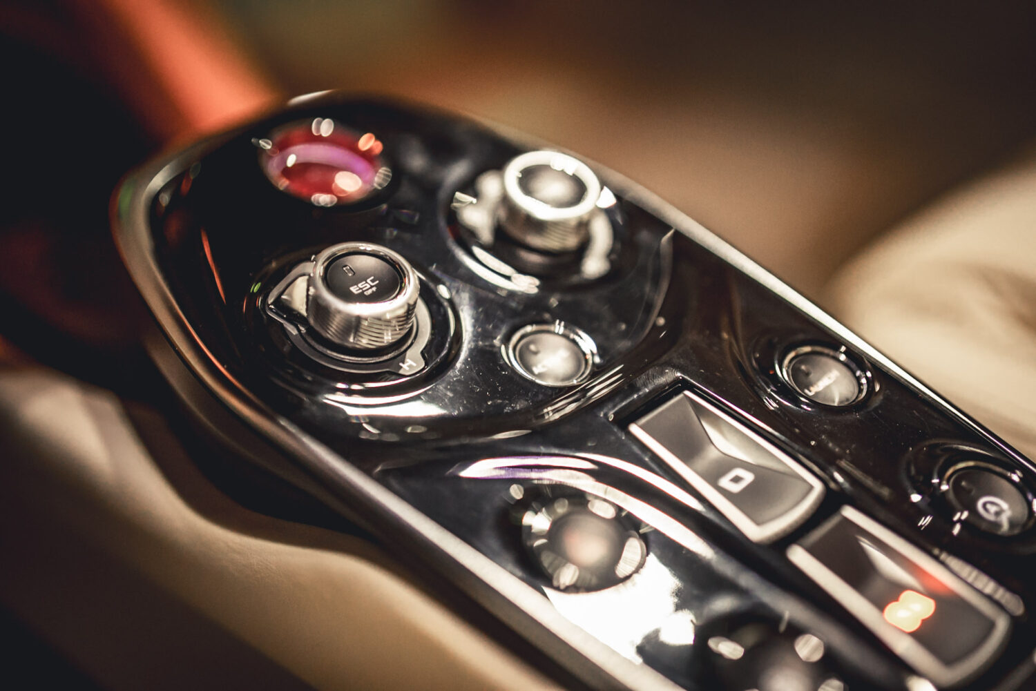 マクラーレン・GTリュクス（MR/7AT）GTツアラーのファンダメンタルズ