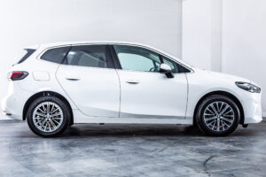 2シリーズアクティブツアラー 218i エクスクルーシブ DCT