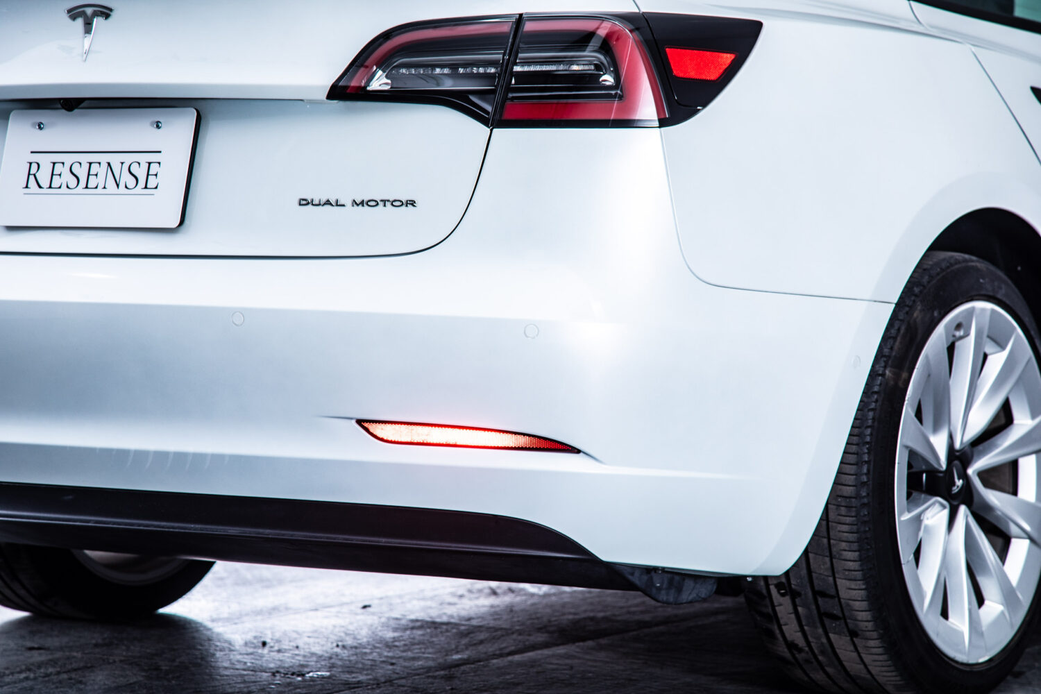 モデル3 ロングレンジ デュアルモーター 4WD