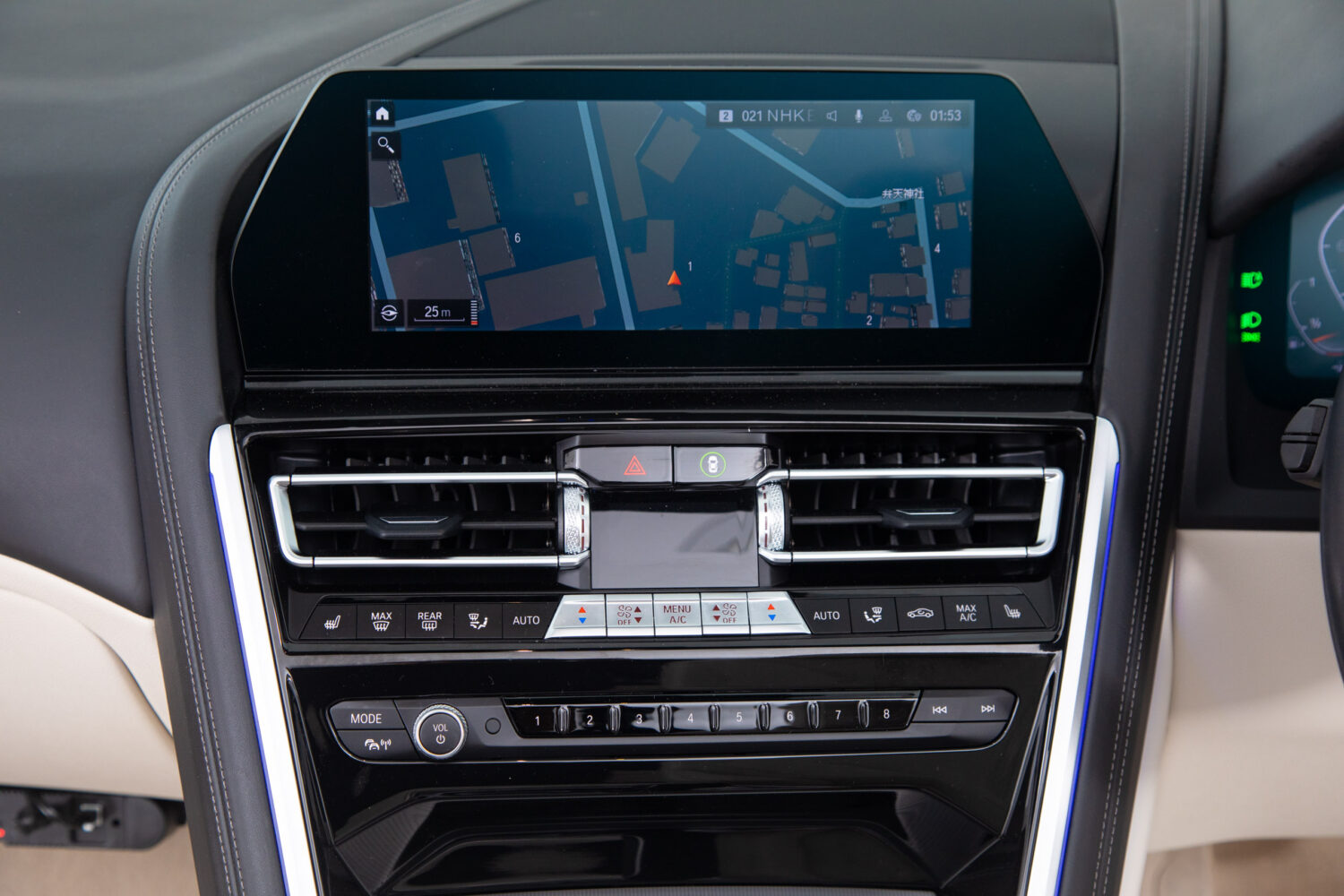 8シリーズカブリオレ 840i