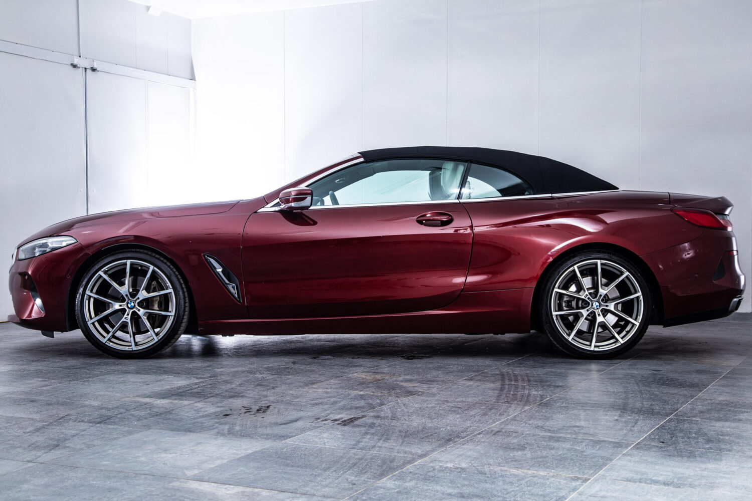 8シリーズカブリオレ 840i