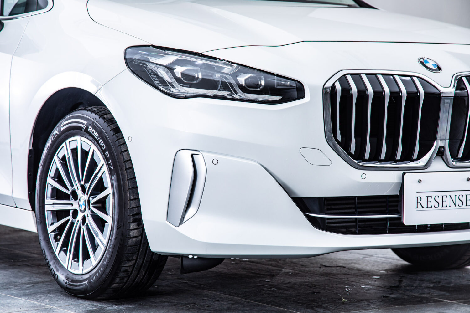 2シリーズアクティブツアラー 218i エクスクルーシブ DCT