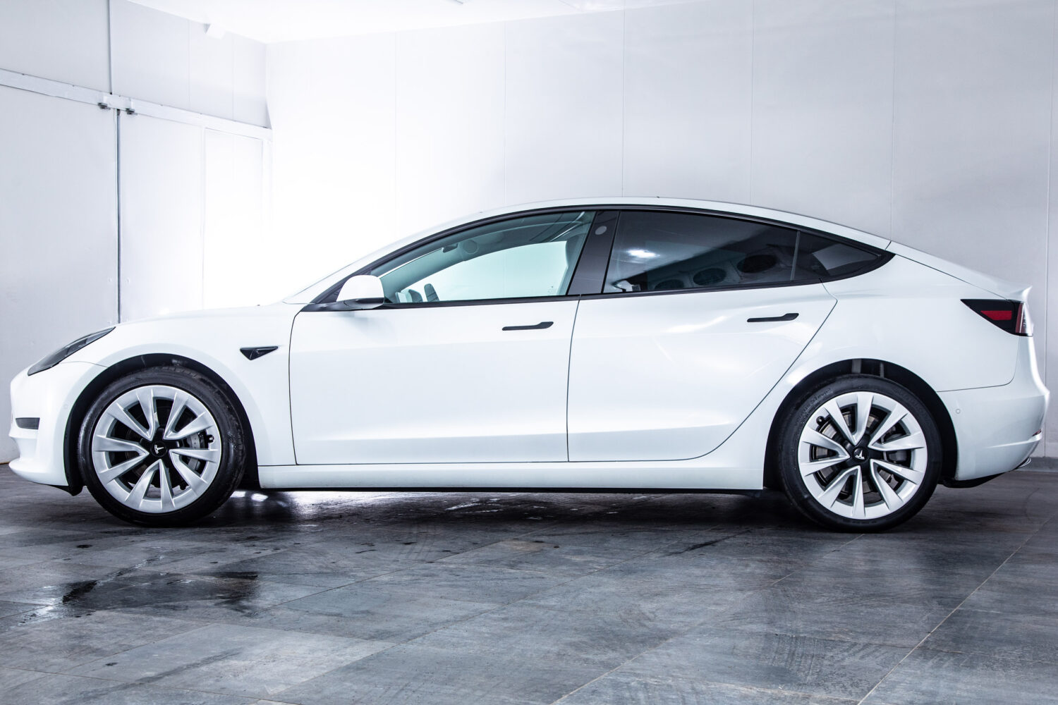 モデル3 ロングレンジ デュアルモーター 4WD