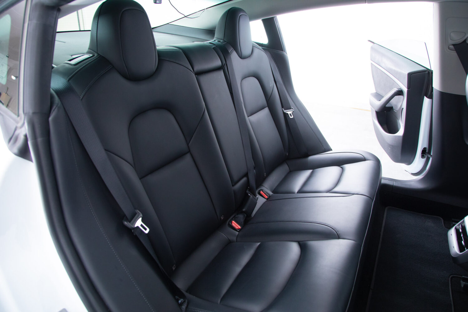 モデル3 ロングレンジ デュアルモーター 4WD