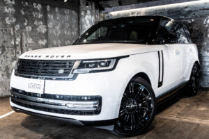 レンジローバー オートバイオグラフィ D300 SWB ディーゼル 4WD