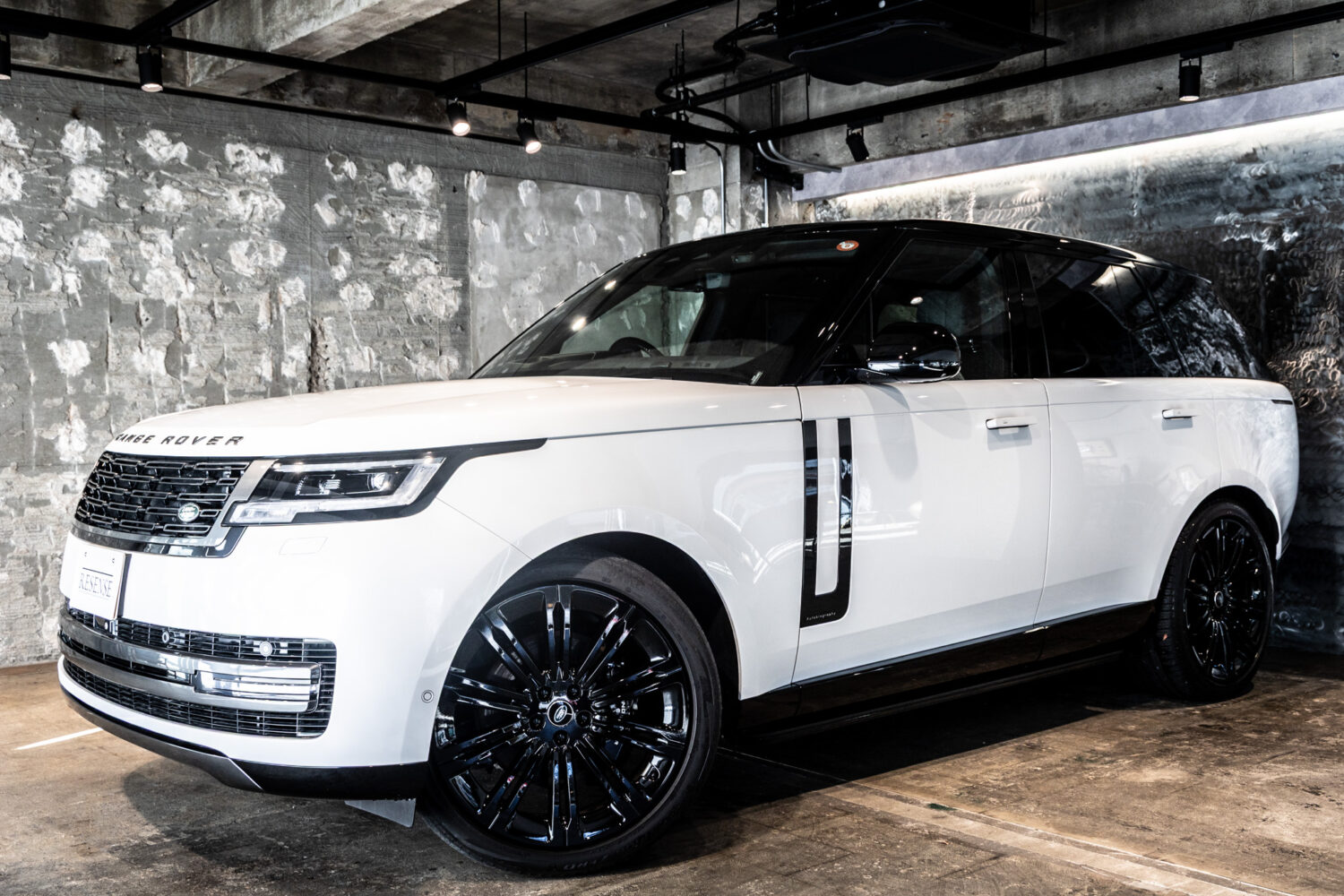 レンジローバー オートバイオグラフィ D300 SWB ディーゼル 4WD