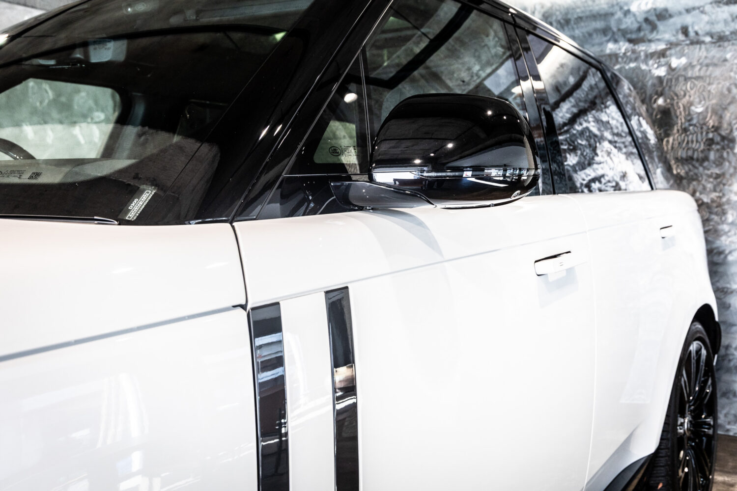 レンジローバー オートバイオグラフィ D300 SWB ディーゼル 4WD