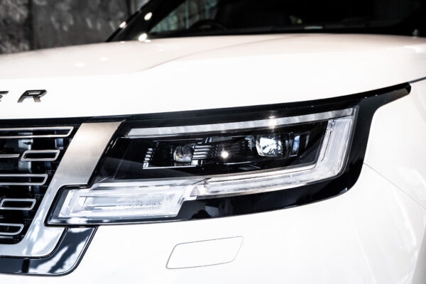 レンジローバー オートバイオグラフィ D300 SWB ディーゼル 4WD