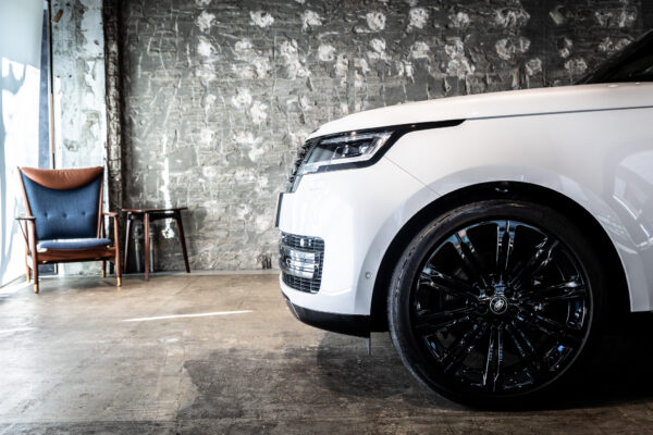 レンジローバー オートバイオグラフィ D300 SWB ディーゼル 4WD