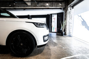 レンジローバー オートバイオグラフィ D300 SWB ディーゼル 4WD