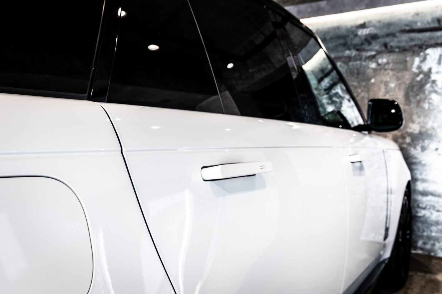 レンジローバー オートバイオグラフィ D300 SWB ディーゼル 4WD