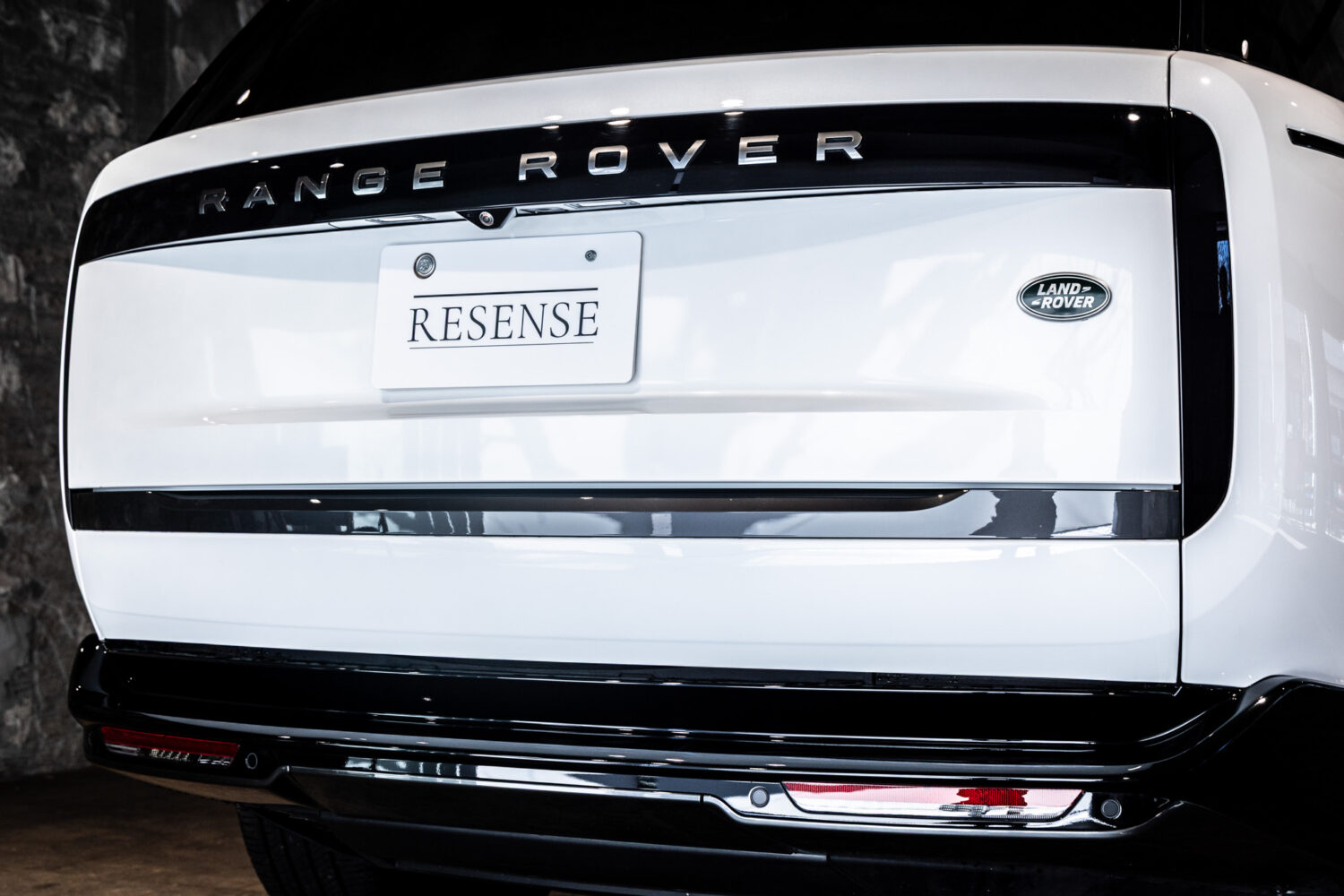 レンジローバー オートバイオグラフィ D300 SWB ディーゼル 4WD