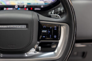 レンジローバー オートバイオグラフィ D300 SWB ディーゼル 4WD