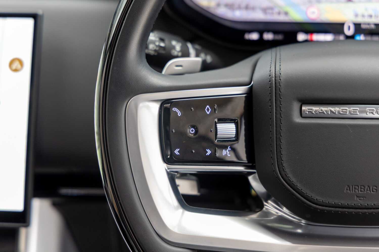 レンジローバー オートバイオグラフィ D300 SWB ディーゼル 4WD