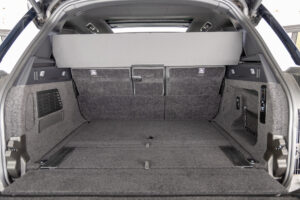 レンジローバー オートバイオグラフィ D300 SWB ディーゼル 4WD