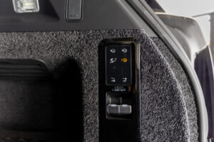 レンジローバー オートバイオグラフィ D300 SWB ディーゼル 4WD