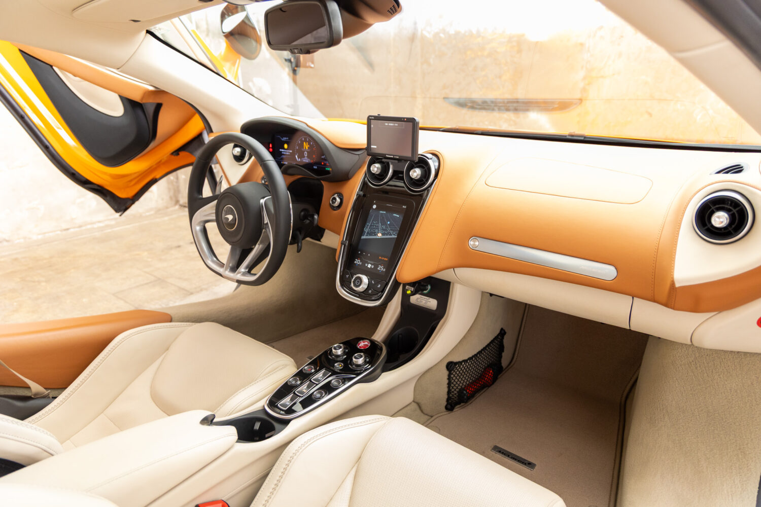 GT リュクス　左H