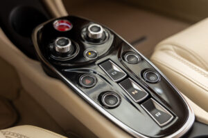 GT リュクス　左H