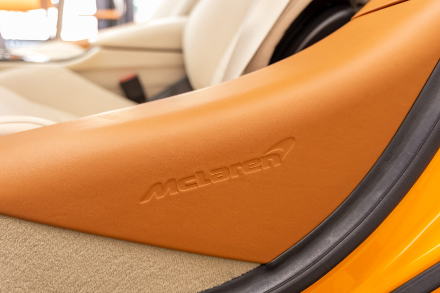 GT リュクス　左H