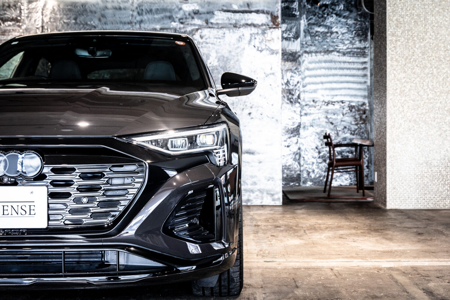 Q8スポーツバック e-トロン 55 クワトロ Sライン