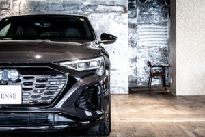 Q8スポーツバック e-トロン 55 クワトロ Sライン