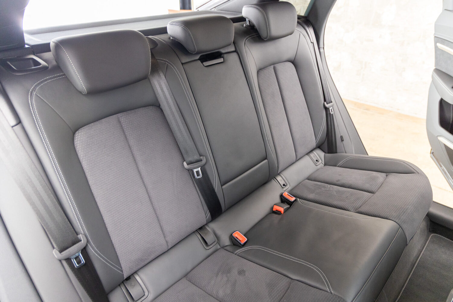 Q8スポーツバック e-トロン 55 クワトロ Sライン