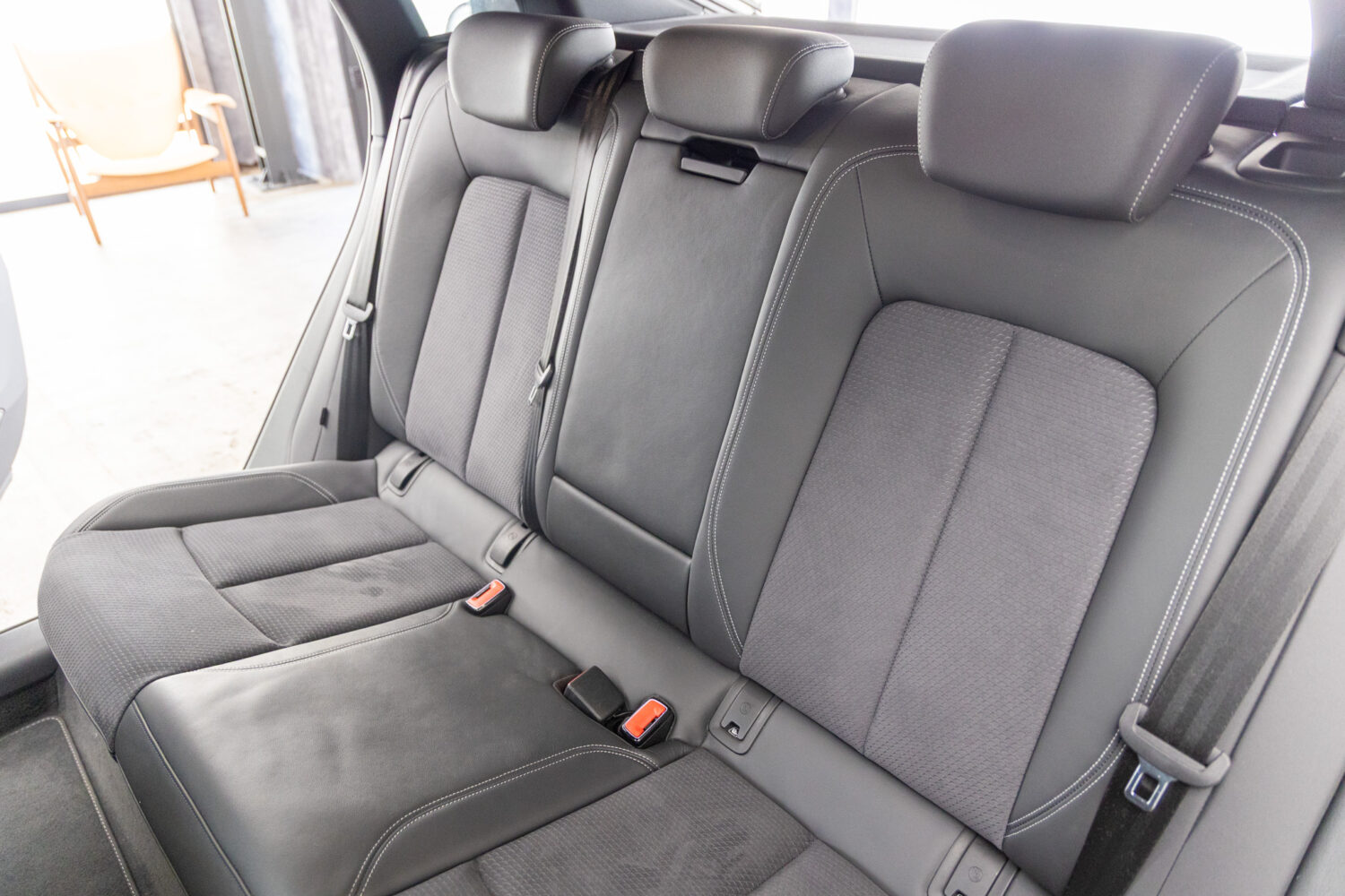 Q8スポーツバック e-トロン 55 クワトロ Sライン