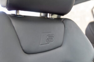 Q8スポーツバック e-トロン 55 クワトロ Sライン