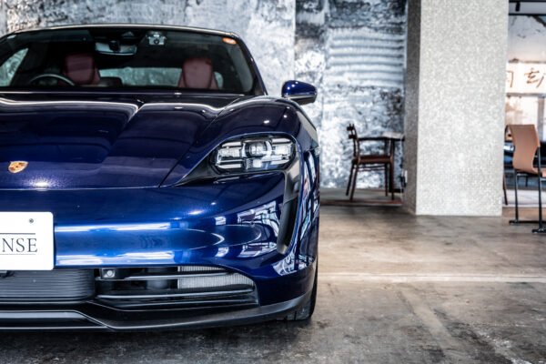 タイカン 4S パフォーマンスバッテリープラス