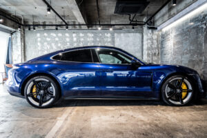 タイカン 4S パフォーマンスバッテリープラス