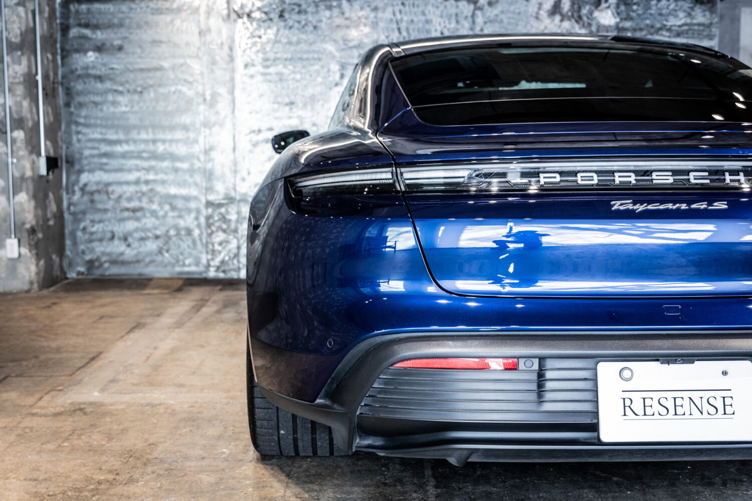 タイカン 4S パフォーマンスバッテリープラス