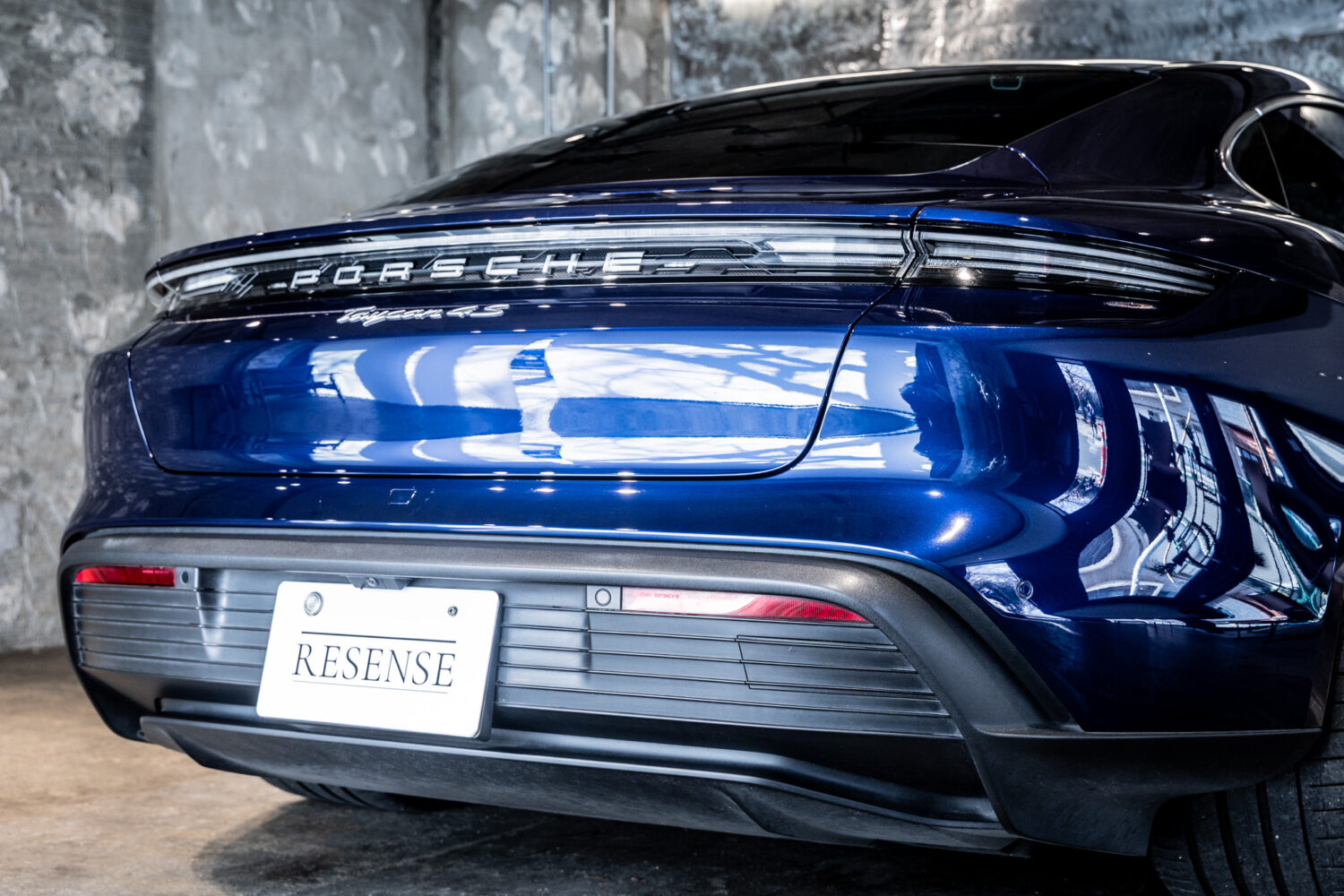 タイカン 4S パフォーマンスバッテリープラス