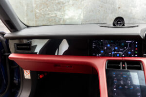 タイカン 4S パフォーマンスバッテリープラス