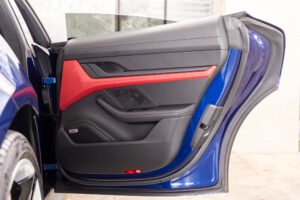 タイカン 4S パフォーマンスバッテリープラス