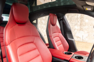 タイカン 4S パフォーマンスバッテリープラス